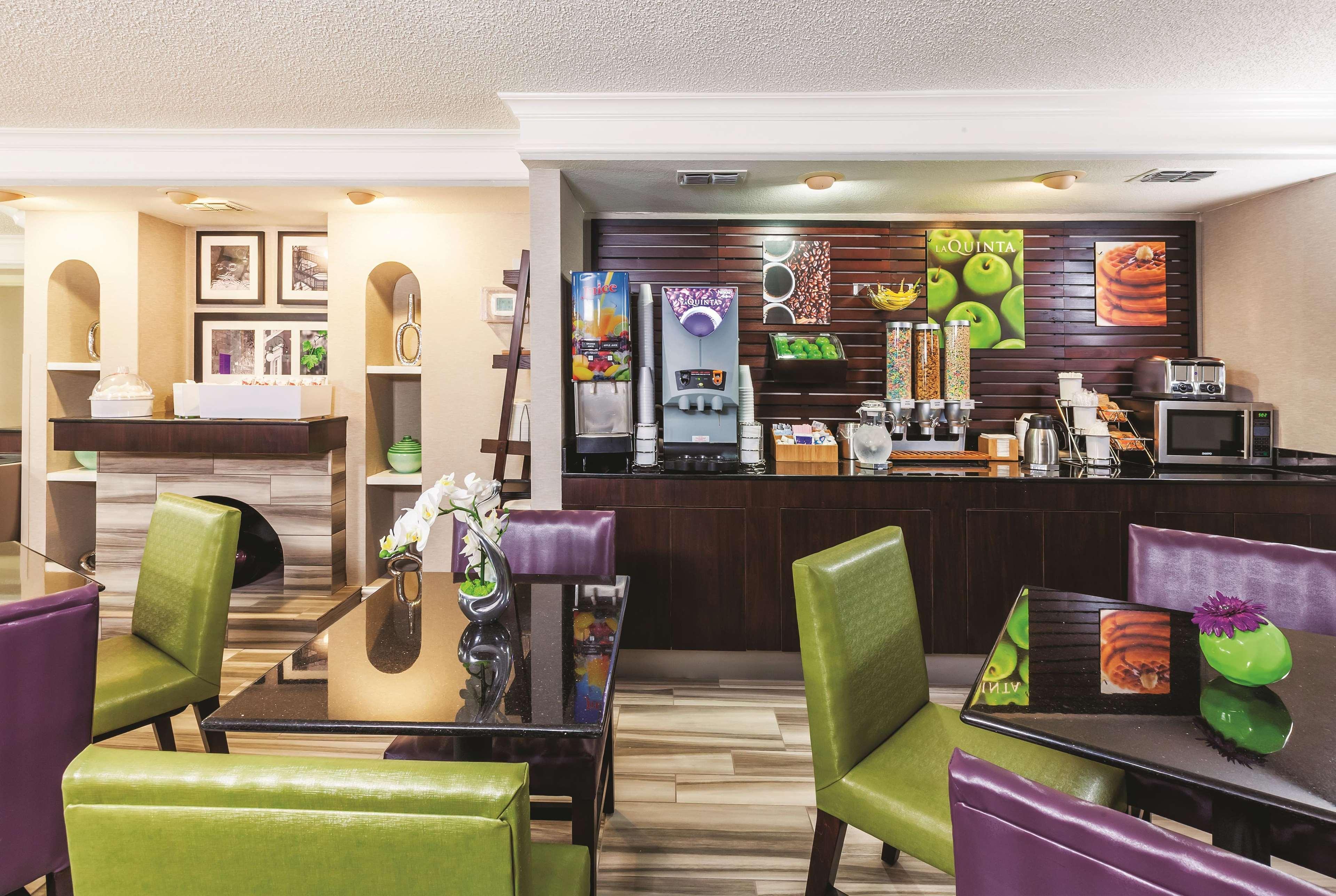 La Quinta Inn By Wyndham Oděsa Exteriér fotografie